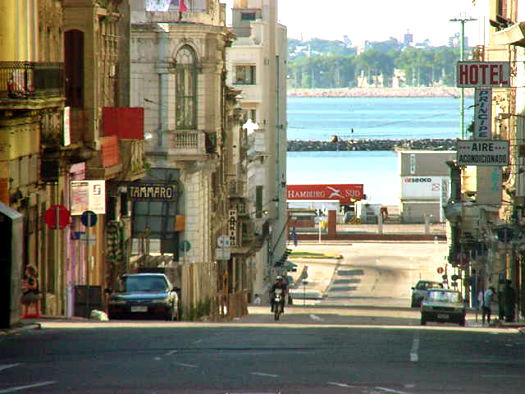 Calle Juncal