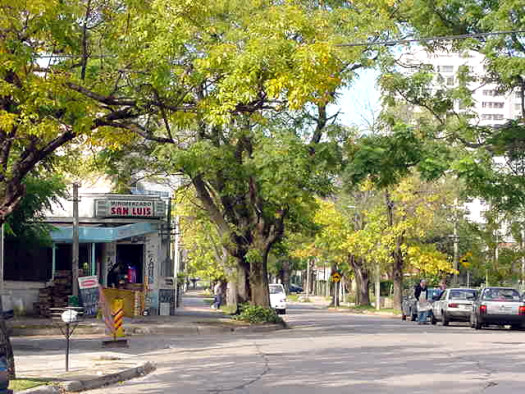 P. Bustamante esquina S. da Gama