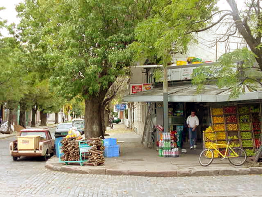 Cufr esquina Lafinur