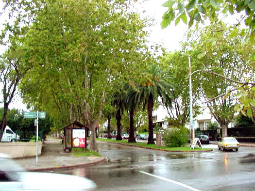 Agraciada esquina J.C. Blanco