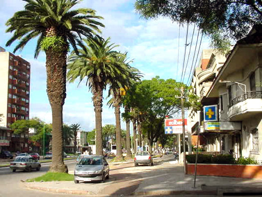 Blvr. Artigas entre Garca Pea y Burgues