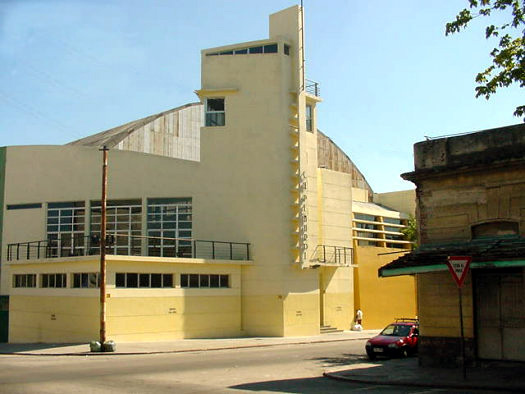 esquina Cerro Largo Palacio Pearol