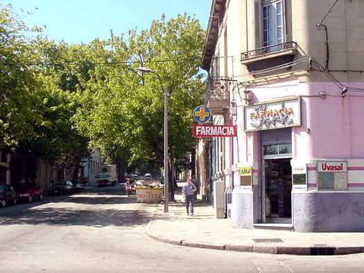 esquina Cerro Largo