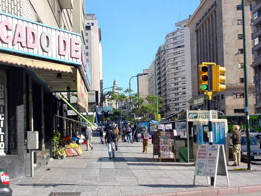 Av. Libertador esquina Galicia