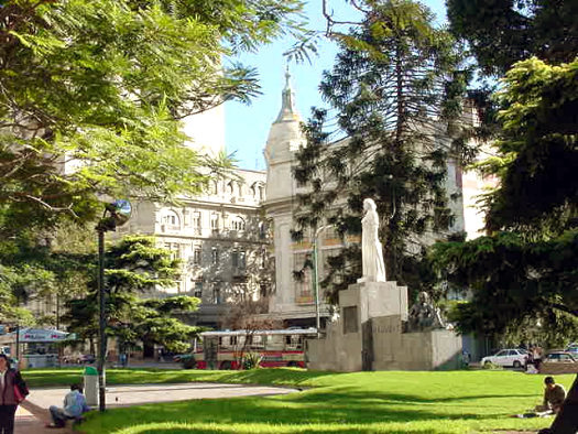 Rondeau esquina Galicia