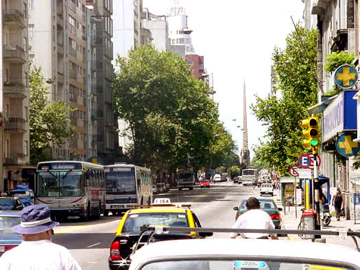 desde Joaqun Requena al Obelisco