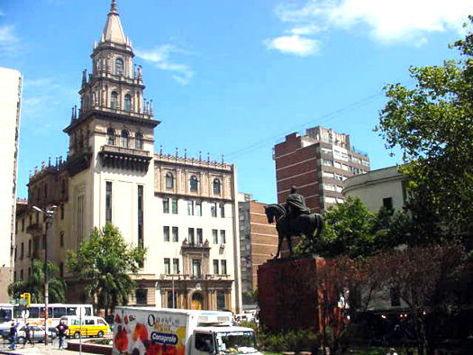 esquina Fernndez Crespo