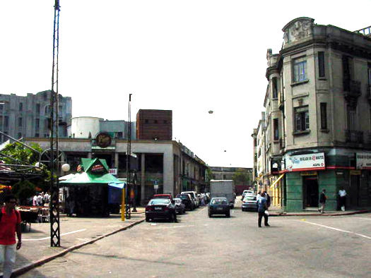 Prez Castellano esquina Yacar y Piedras