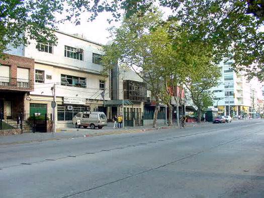 casi Av. Garibaldi (Servicio Nacional de Sangre)