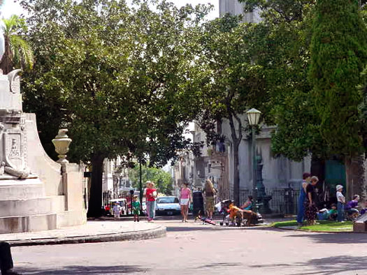 Calle Washington desde la Plaza Zabala