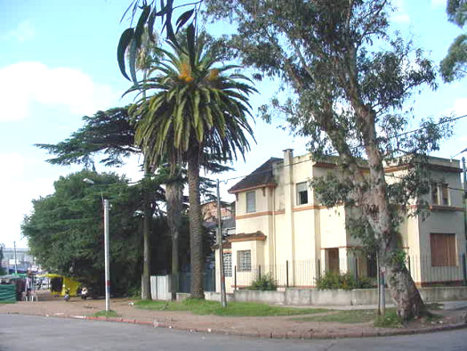 Calle Raz esquina Lanus