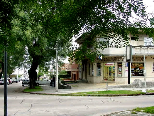 Yaco esquina Almer�a