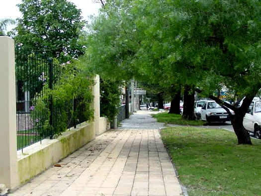 H. Yrigoyen entre Asamblea y Rivera