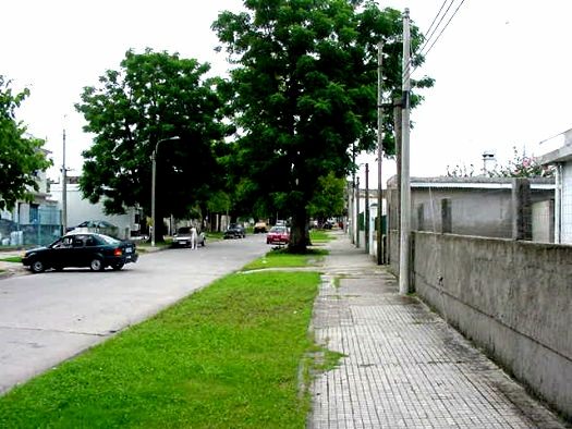 Mau� entre R. C�ceres y Cno. Carrasco