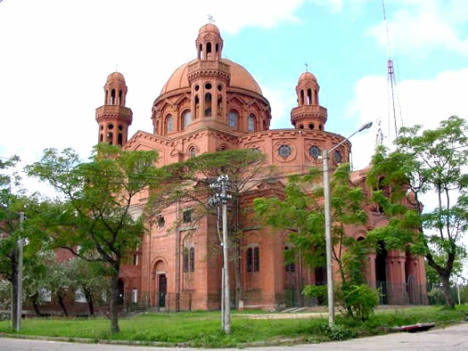 Bruno M�ndez esquina Norberto Ortiz