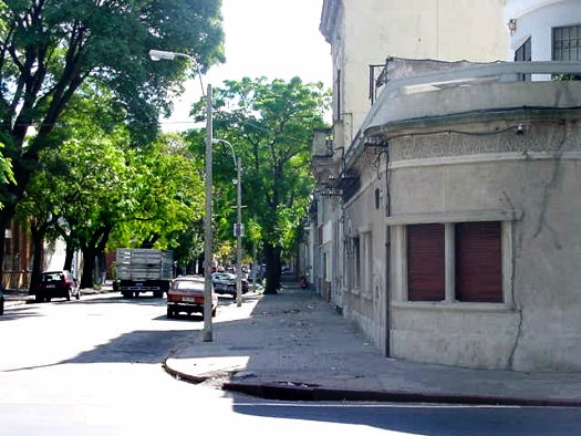 E. Compte y Riqu� esquina Av. San Mart�n