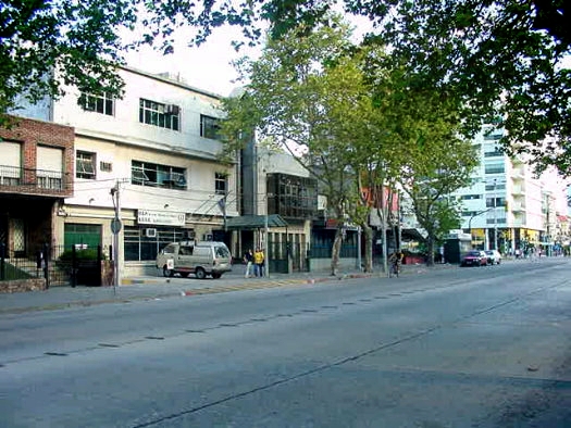 casi Av. Garibaldi (Servicio Nacional de Sangre)