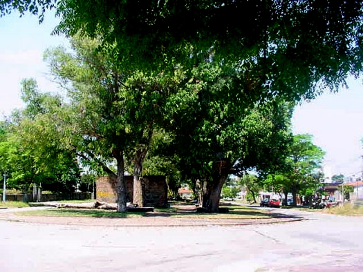 Calle Julio Sosa y E. Ferreira