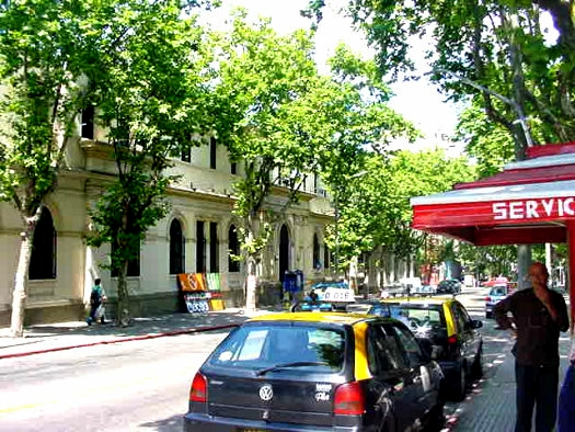 Facultad de Ciencias Econ�micas